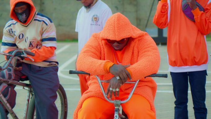 VIDEO Khaligraph Jones - Minimal Pressure