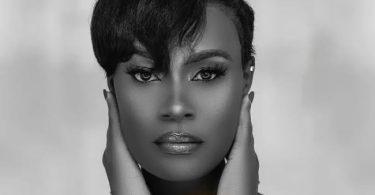 Juliana Kanyomozi - Oli Wa Maanyi