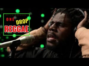 ONE DROP REGGAE MIX BY DJ VYGA FT UB 40, ALAINE, CECILE,TARRUS RILLEY