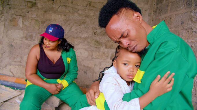 Stephen Kasolo Ft Mama Africa - SISERA