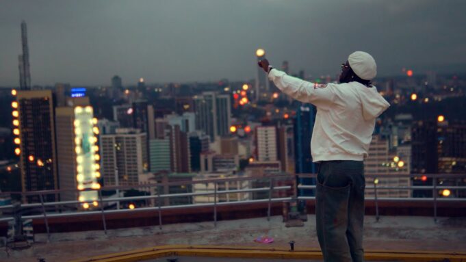 Zeze Kingston - Ukuzatani? Ft Leumas, Imnotsteelo & Koollay033