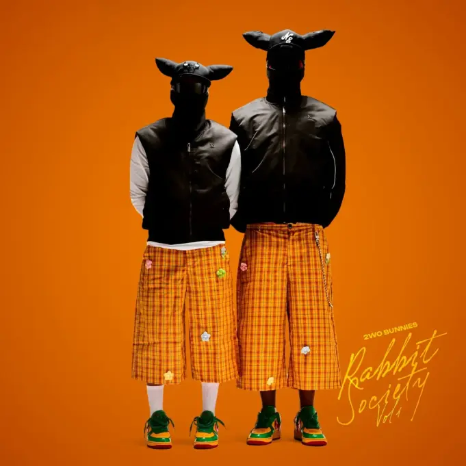 2woBunnies, Uncool MC & Poco Lee - Busiswa Ft Nevrr49 & PXB DJS