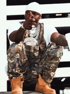 Mc Caro - Fiance Ft Harmonize