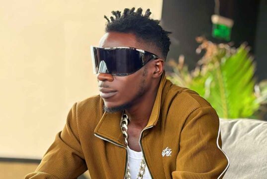 Alien Skin – Love Story Alien Skin - Love Story