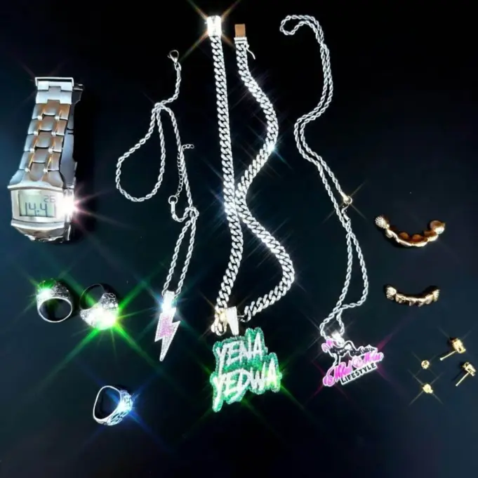 Blxckie - KARMAA Blxckie - KARMAA